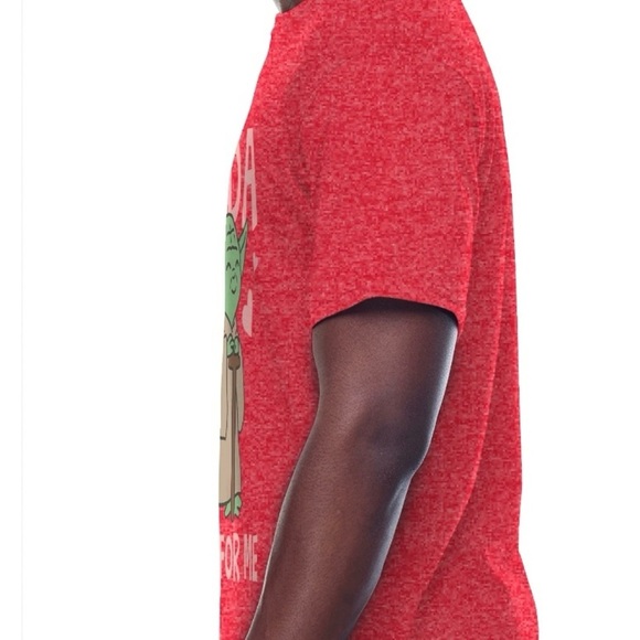 Star Wars Mens Graphic Yoda Valentines Tshirt Red Small NWT - Picture 4 of 5